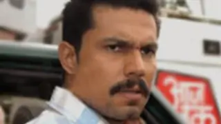 Randeep seeing a chef