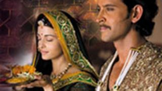 Much-awaited 'Jodhaa Akbar' gets lukewarm response in Mumbai Thumbnail