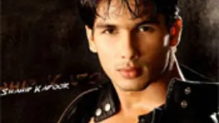 It's now Vishal Bharadwaj to cast Shahid Kapur..