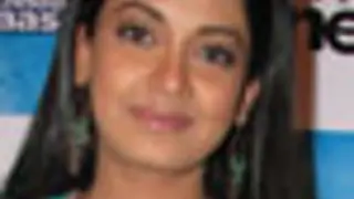 'Watch the shows and take it as it comes' - Jhanvi Cheddha Thumbnail