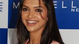 Deepika Padukone plays double role in  'Chandni Chowk To China'