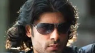 Sikandar enters with a bang