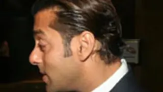 Salman 'ponytail' Khan Thumbnail