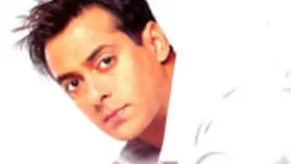 Mission 'search a gal' for Salman is still on