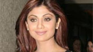 Shilpa Shetty signs director Manish Jha for first home production Thumbnail