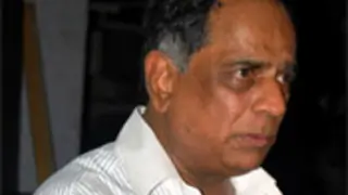 Khusboo fails but Pehlaj succeeds in finding stench Thumbnail