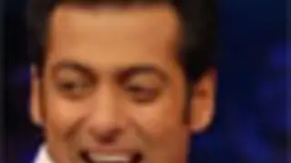 It's Salman, David and Govinda on Dus Ka Dum... Thumbnail