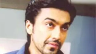 Aashish Chowdhry goes de-glam in EMI Thumbnail