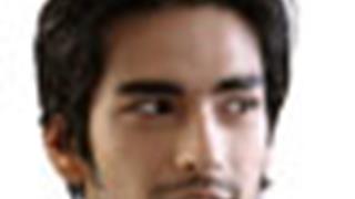 Mohit Sehgal has no qualms in going shirtless... Thumbnail