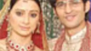 Hiten and Gauri in Kumkum...