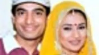 Sharad and Divyanka awarded.. Thumbnail