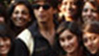 SRK charmed his Angels at Mannat...