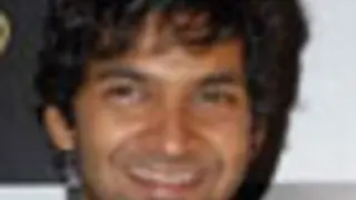 Purab Kohli to host Knights and Angles