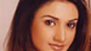 Rati Pandey down, but not out!! Thumbnail