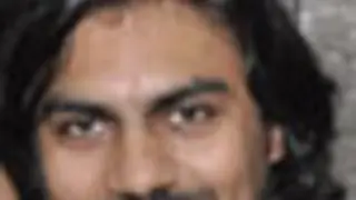 Gaurav Chopra celebrates Hawaian party in style.. Thumbnail