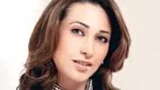 Karisma Kapoor, David Dhawan team up after nine years Thumbnail