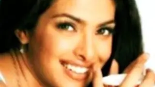 Priyanka happy after scoring hat-trick with 'Kaminey' Thumbnail