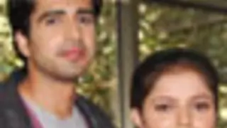 It's party time for Avinash and Rubina... Thumbnail