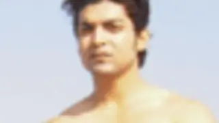Gurmeet and Debina go horsing around Thumbnail