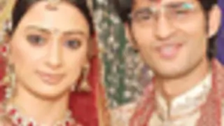 Hiten and Gauri expecting twins!