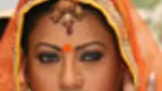 Nigaar Khan latest victim to stress Thumbnail