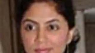 Kavita slogs in spite of fever Thumbnail