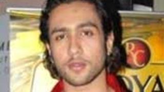 I don't blame Kangna for anything: Adhyayan Suman Thumbnail