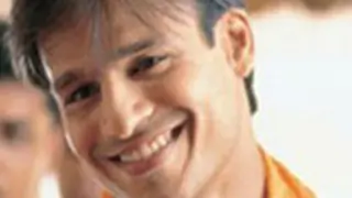 Vivek gatecrashes SRK's party.. Thumbnail