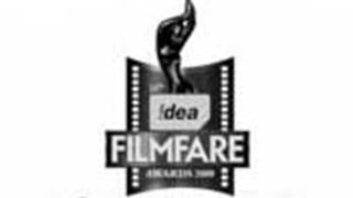 Stars shine on Filmfare Red Carpet!