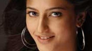 Now Shruti Haasan sings for Kannada film