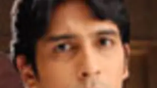 Brij back in Jyoti; troubled time ahead for Vasisht family... Thumbnail