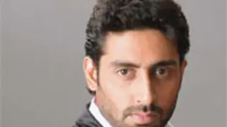 Abhishek Bachchan shoots with a broken back Thumbnail