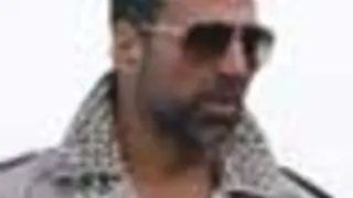 Akshay Kumar a livewire on sets of Genda Phool Thumbnail