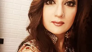 "Looking good is a part of my job" -  Juhi Parmar Thumbnail