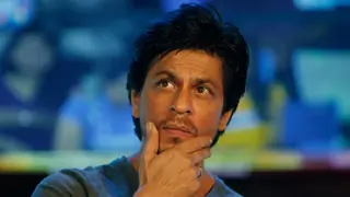 Why is Shah Rukh Khan selected to play a DWARF? Thumbnail