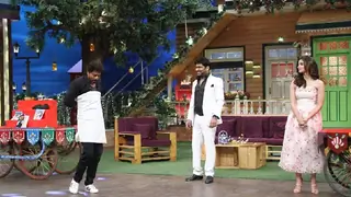 Shahrukh Khan turns salesman on The Kapil Sharma Show!! Thumbnail