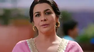 Amrita Singh gets REPLACED! Thumbnail