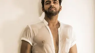 Himmanshoo A. Malhotra makes an impact with his big screen debut in Wajah Tum Ho! Thumbnail