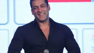 Check out who will attend Salman Khan's 51st birthday bash! Thumbnail