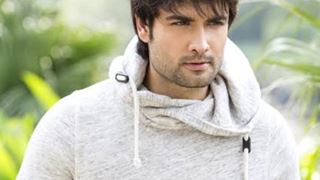 Vivian Dsena voted as Indian TV Personality 2016!