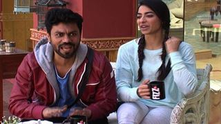 #BB10: WHAAT? Gaurav Chopra is STILL with Bani J in 'Bigg Boss Season 10' house..??