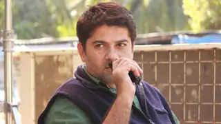 Tinsel Town Mourns the death of Director Waseem Sabir! Thumbnail