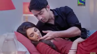 Yay! Shaheer Sheikh and Erica Fernandes bag the 'BEST JODI' award...! Thumbnail
