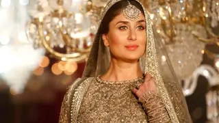 Kareena Kapoor to RESUME work with a stunning RAMP WALK! Thumbnail