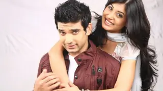 #8YearsOfKitaniMohabbatHai: Karan Kundra and Kritika Kamra get Nostalgic!! Thumbnail