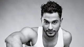 Kunal Khemu features in Rahat Fateh Ali Khan's song! Thumbnail