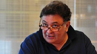 Rishi Kapoor OPENS UP about his father's extra-marital affairs!