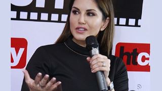 I have seen times when media didn't say nice things: Sunny Leone Thumbnail