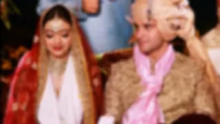 See why this Bollywood actor tried to HIDE that he is MARRIED! Thumbnail