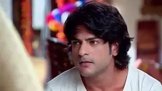 This actor gets SLAPPED six times by A co-star for REAL!! Thumbnail